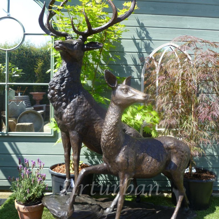 doe and fawn garden statue