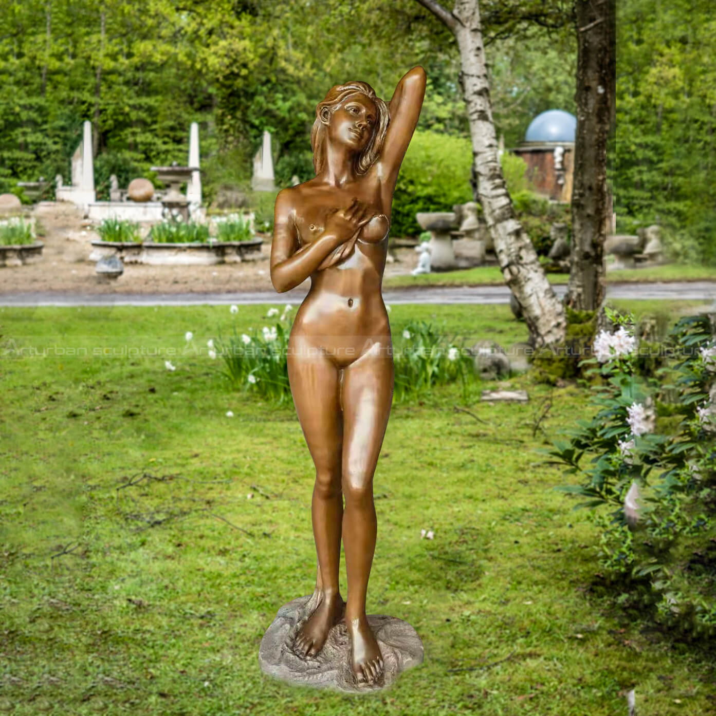 Woman Nude Statue