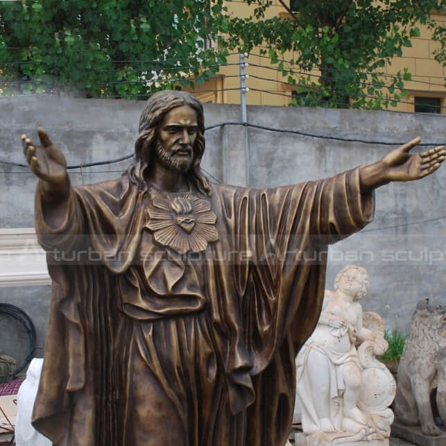 jesus open arms statue