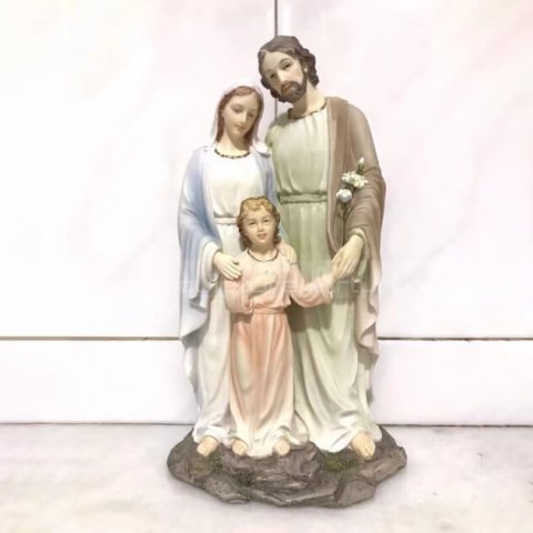 catholic statues of the holy family