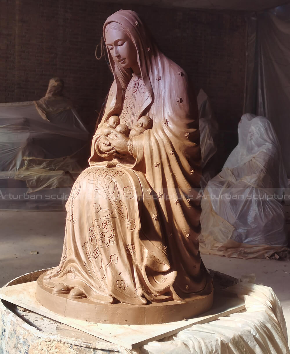 a statue of the Virgin Mary