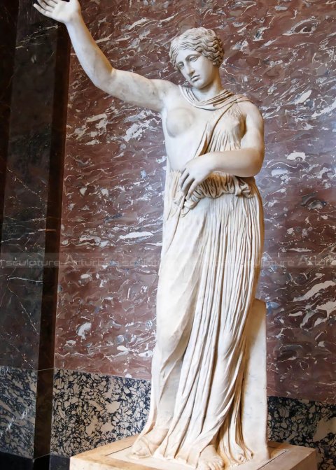 Marble statue of wounded Amazon
