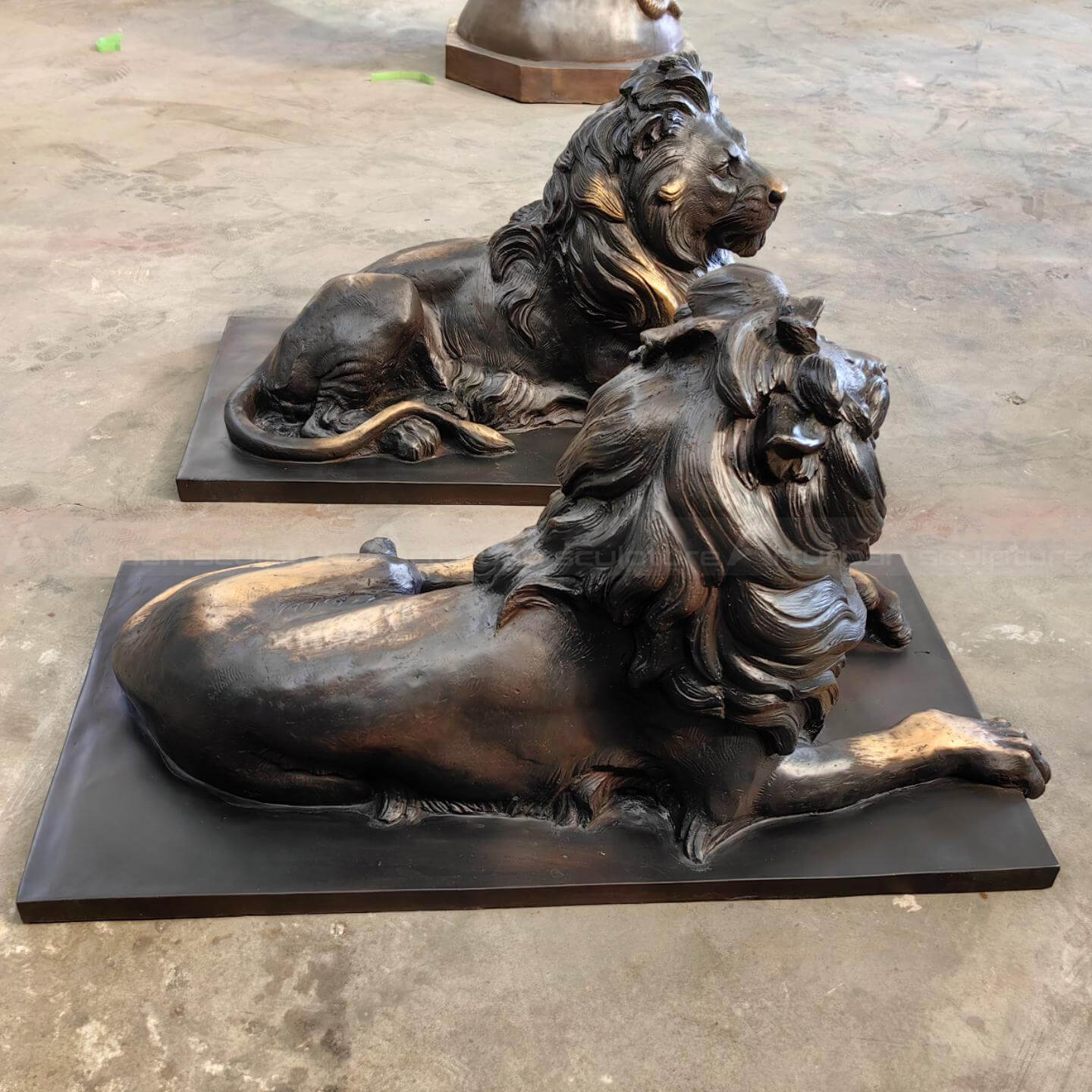 lion statues