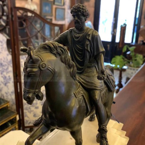 bronze equestrian statue of marcus aurelius