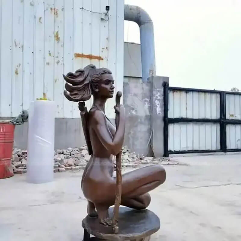 Nude Art Statue