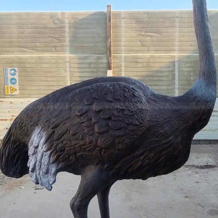 ostrich sculpture - Arturban Statue