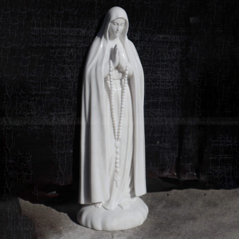 Praying Madonna Statue