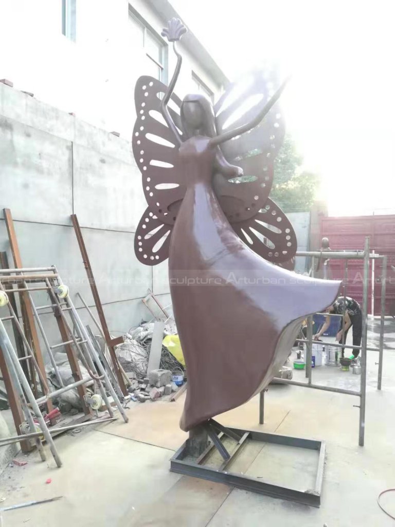 Embedded Installation of sculpture