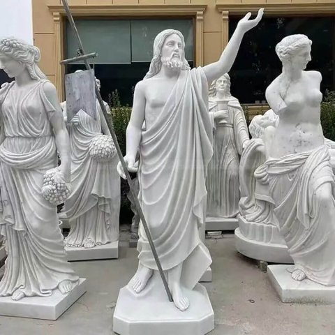 Resurrection of Christ Statue