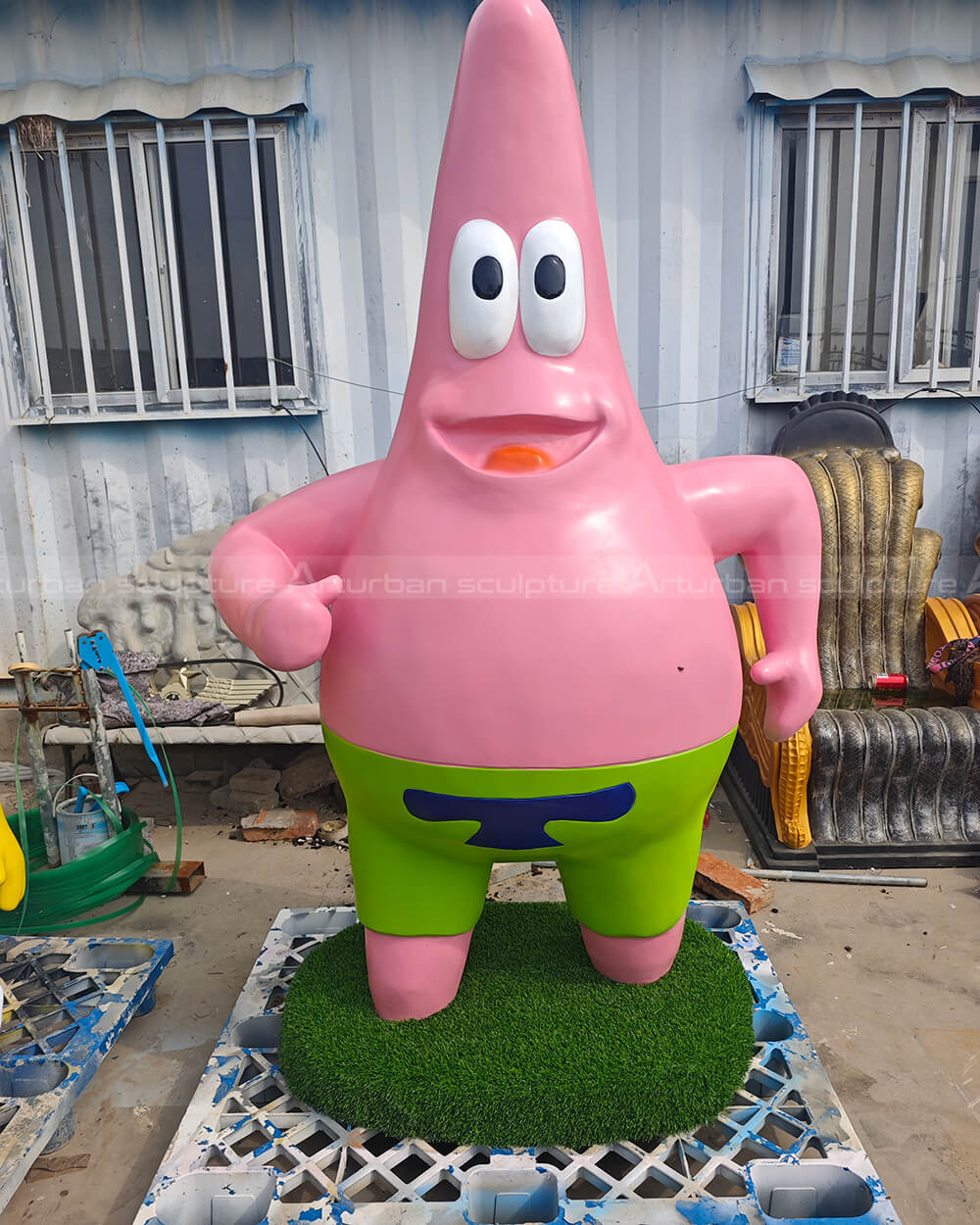 Patrick Star Statue