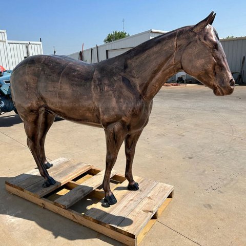 Quarter Horse Statue