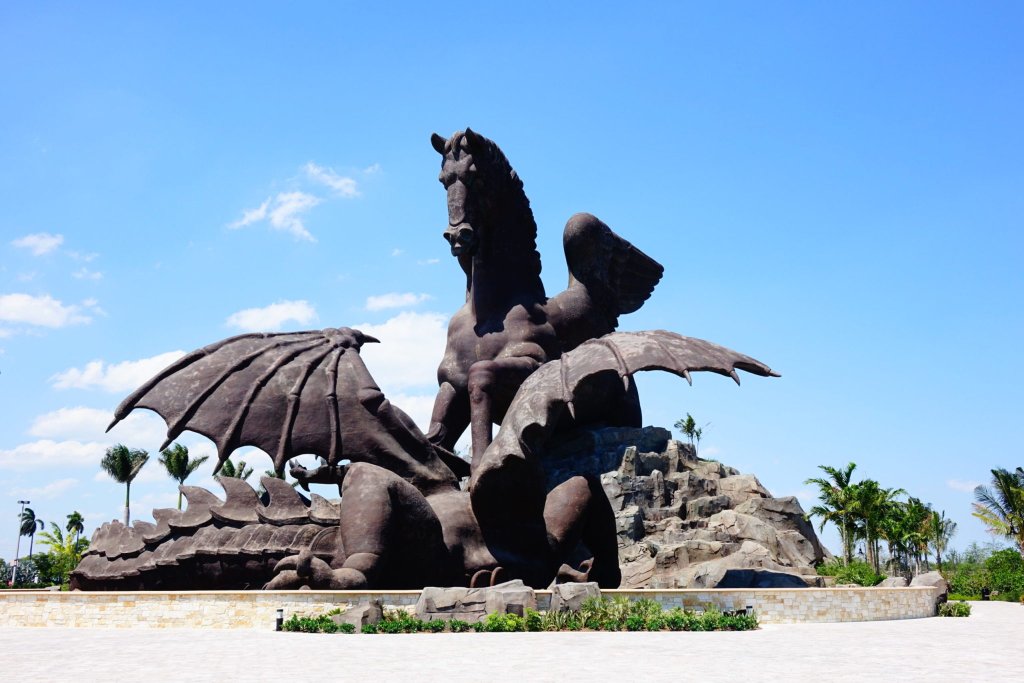 The giant Pegasus and Dragon statue in Florida's Gulf Creek Park