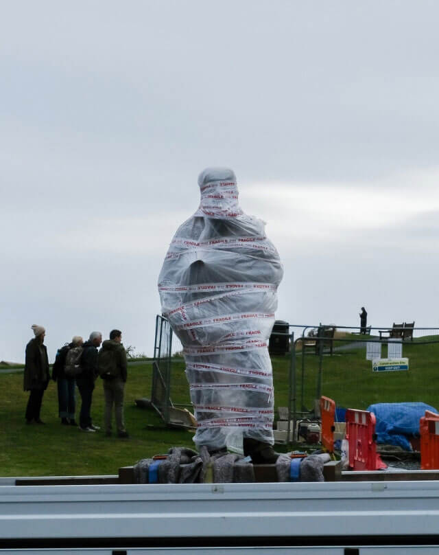 Golfer Statues