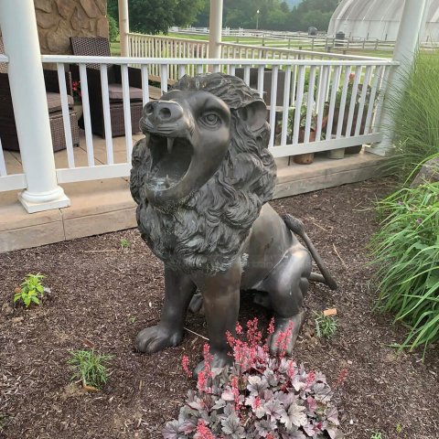 Lion Statue for Home Entrance